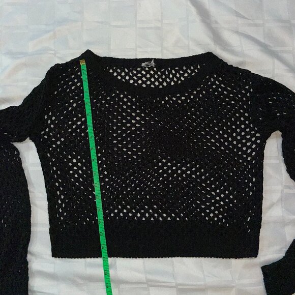 🎉 Bundle Deal: 4 for $20! 🎉 mesh cropped sweater - Picture 5 of 5